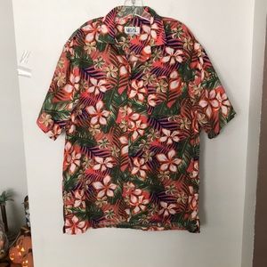 UZZI BUTTON DOWN HAWAIIAN SHIRT SIZE XXL NICE FLORAL PATTERN NWOT EXCELLENT COND